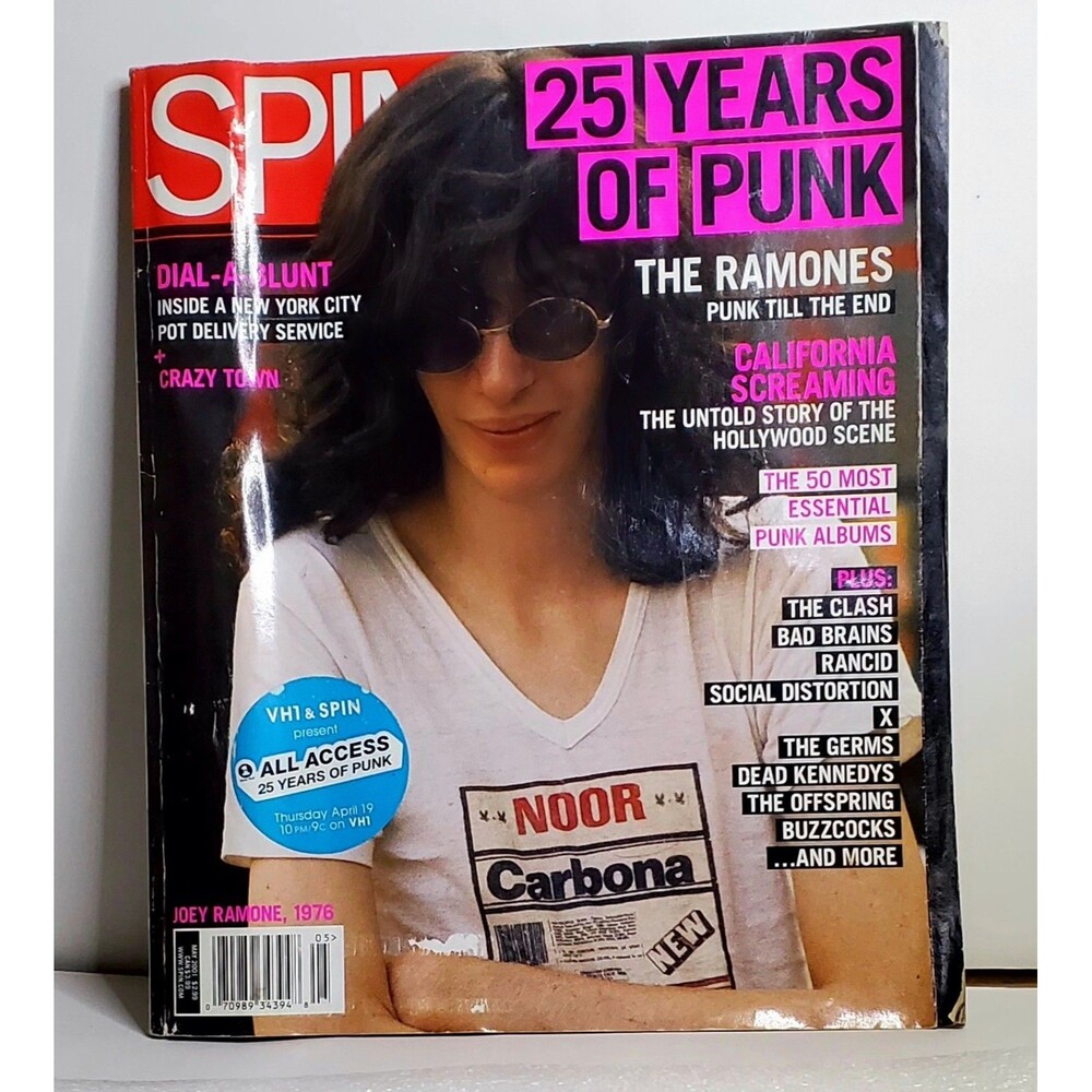 May 2001 SPIN magazine Ramones Clash Rancid Buzzcocks no label  25 Years of Punk